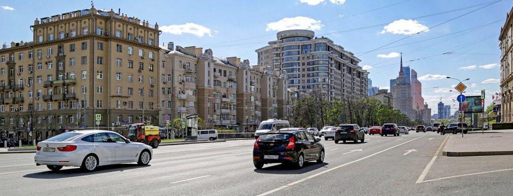 Схема движения автотранспорта изменилась в Хохловском переулке