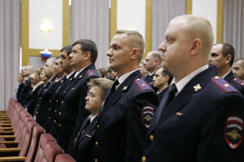 Личный состав УВД по ЦАО поздравили с Днем сотрудника органов внутренних дел