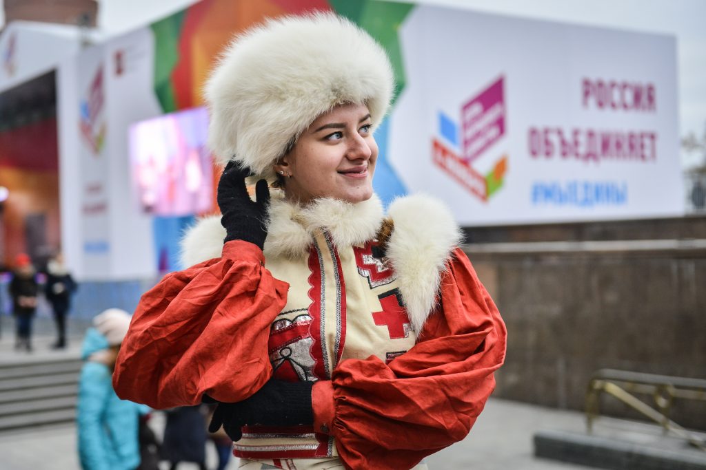 Флаги всех субъектов Российской Федерации поднимут в Москве на праздник