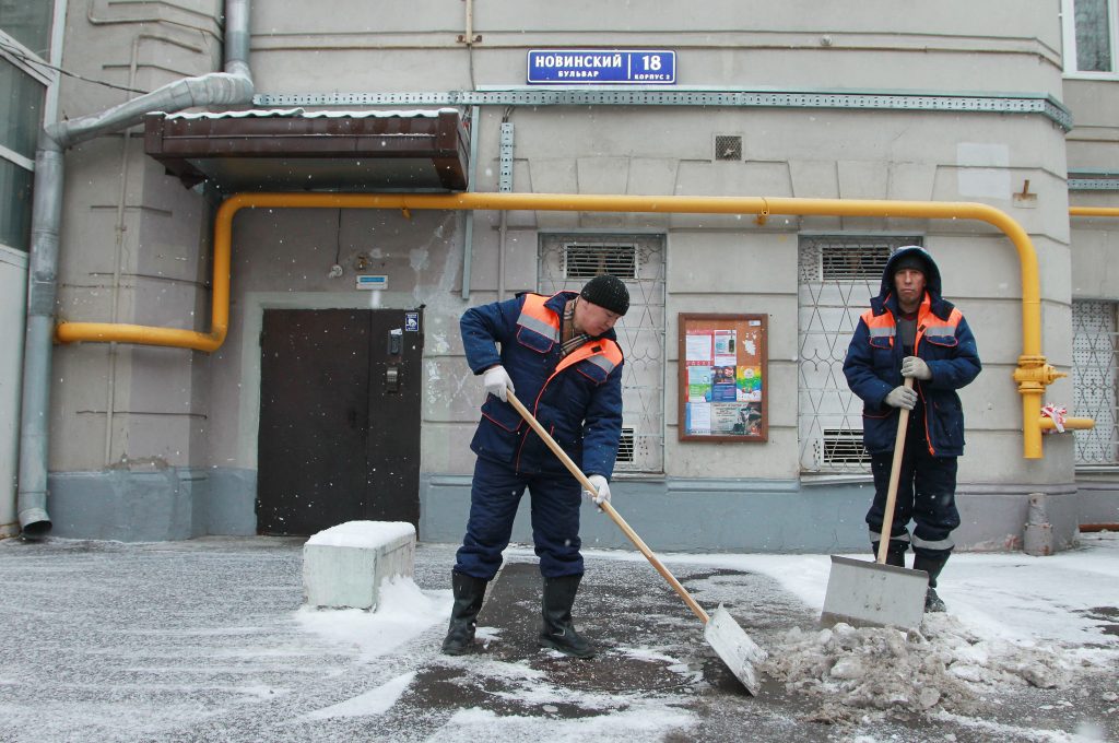 Снежные завалы вывезли. Фото: Наталия Нечаева, «Вечерняя Москва»