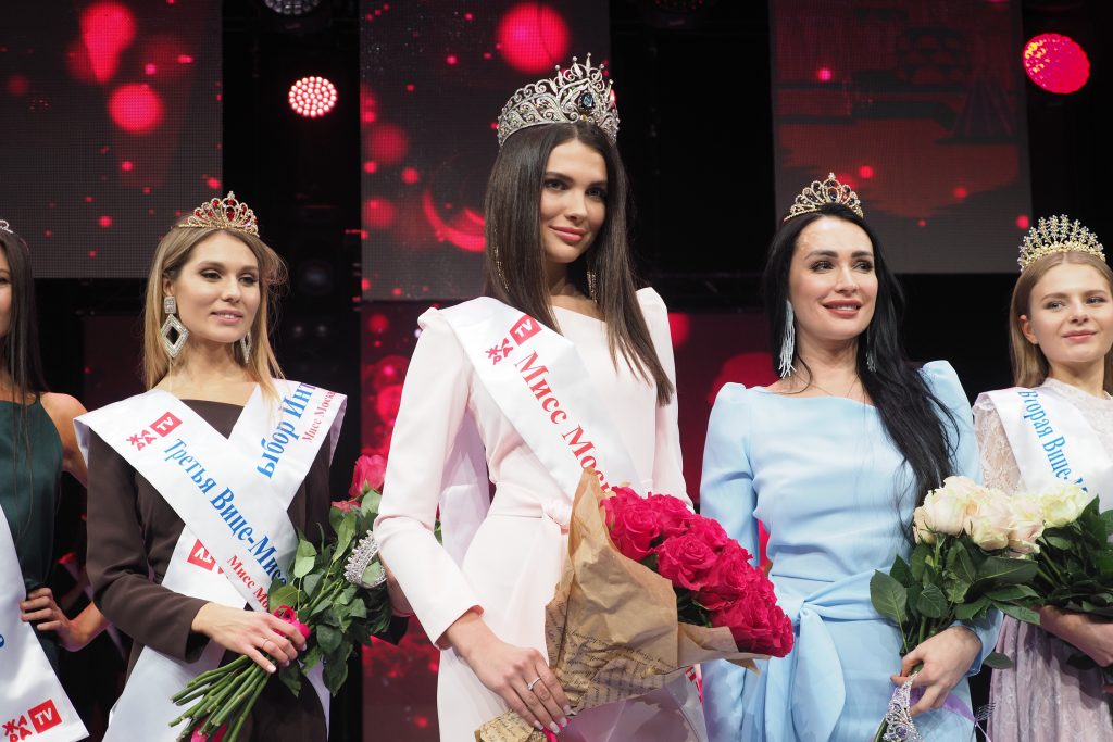 Алеся Семеренко получила корону «Мисс Москвы»