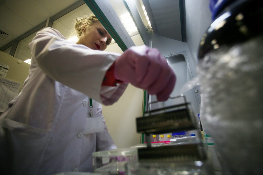 Ученые технопарка «Строгино» защитят москвичей от кровотечений