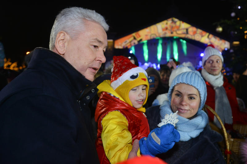 Собянин: Две трети площадок «Путешествия в Рождество» откроются не в центре