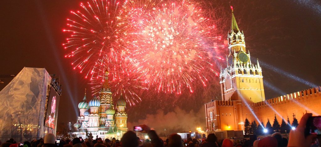 Новогодний фейерверк запустят с шести площадок Центрального округа. Фото: сайт мэра Москвы