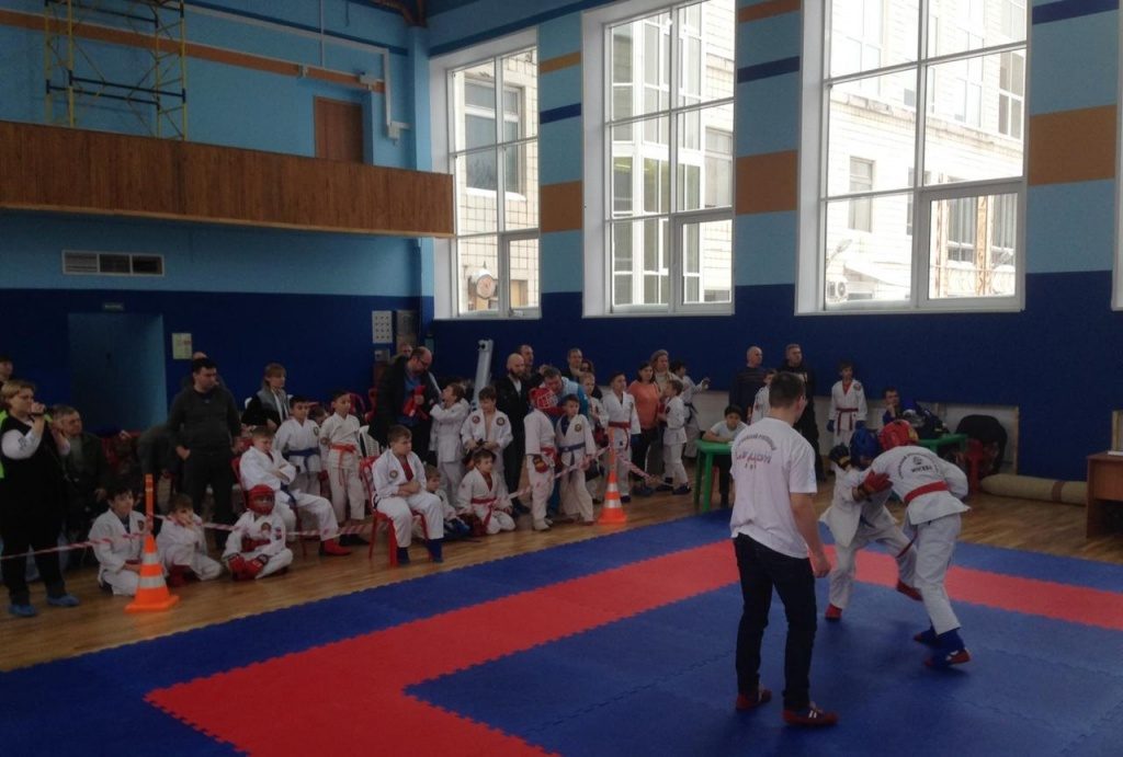 Юные спортсмены из района Арбат выступили на армейском турнире по рукопашному бою. Фото предоставил Владимир Шаманин