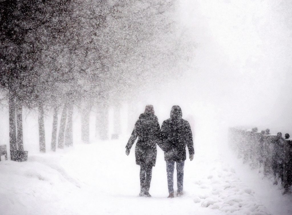 Москвичей предупредили об аномальных снегопадах в выходные дни  