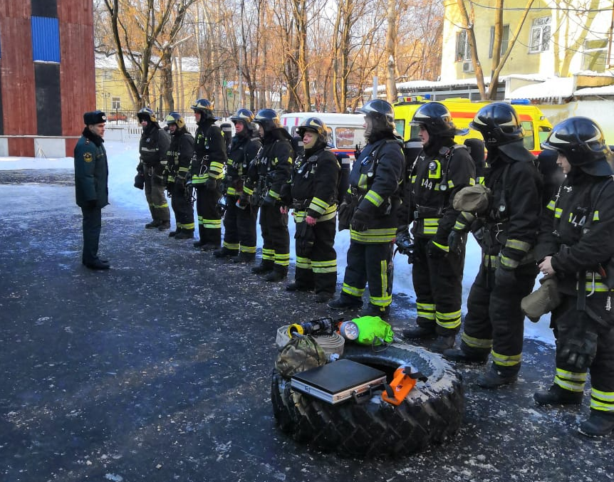 В Москве состоялись тренировки газодымозащитников 21 пожарно-спасательного отряда ФПС по г. Москве