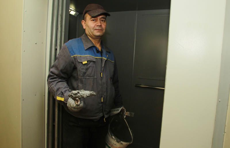ОБратная связь: лифт починили. Фото: Наталия Нечаева, «Вечерняя Москва»