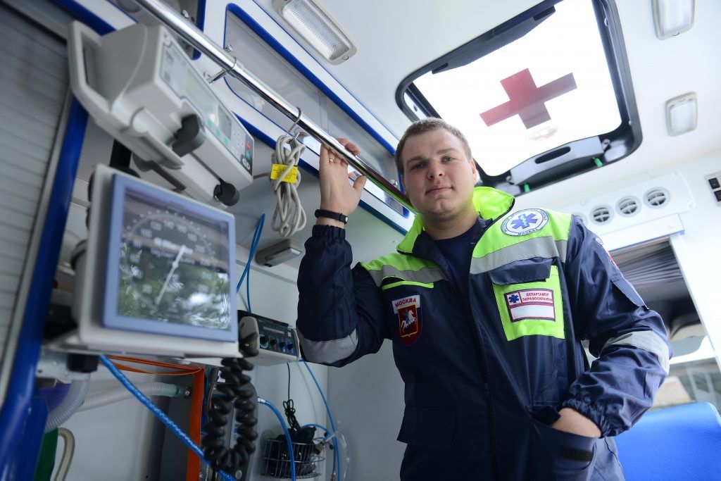 Москва обновит оборудование в каретах скорой помощи