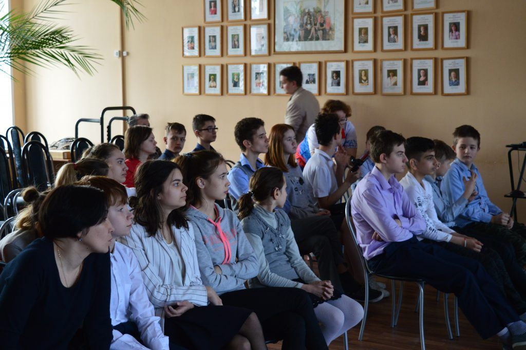 В школе №1529 имени А.С. Грибоедова был проведен открытый урок по оказанию первой помощи