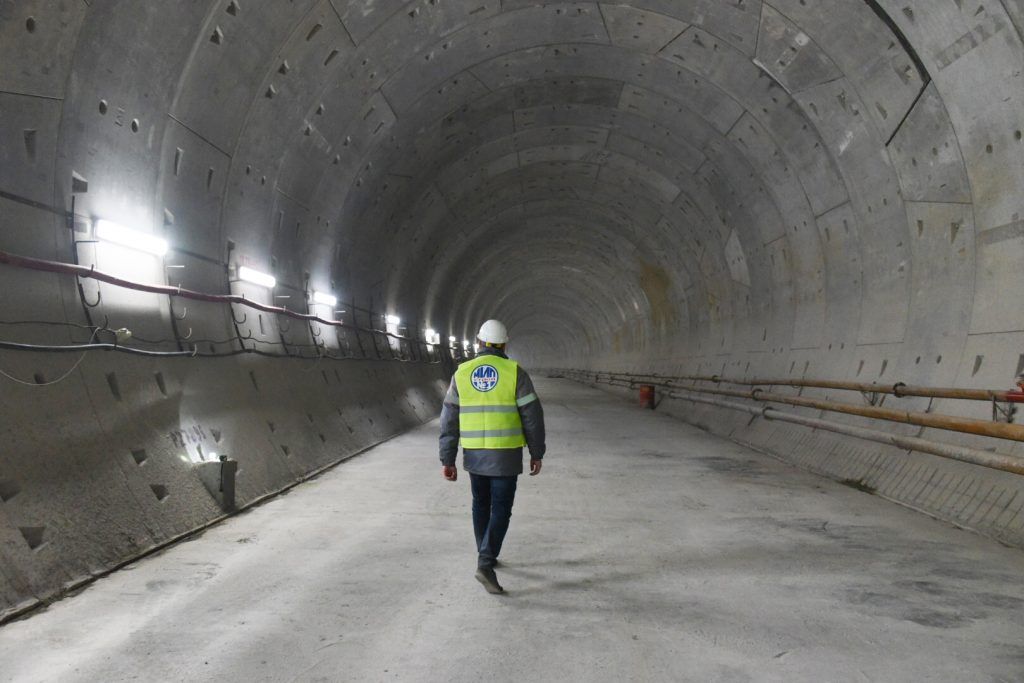 Большую кольцевую линию метро Москвы построили на 40 процентов