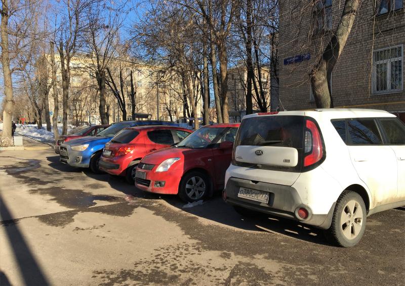 Около четырех тысяч машино-мест оборудуют в Москве в 2019 году