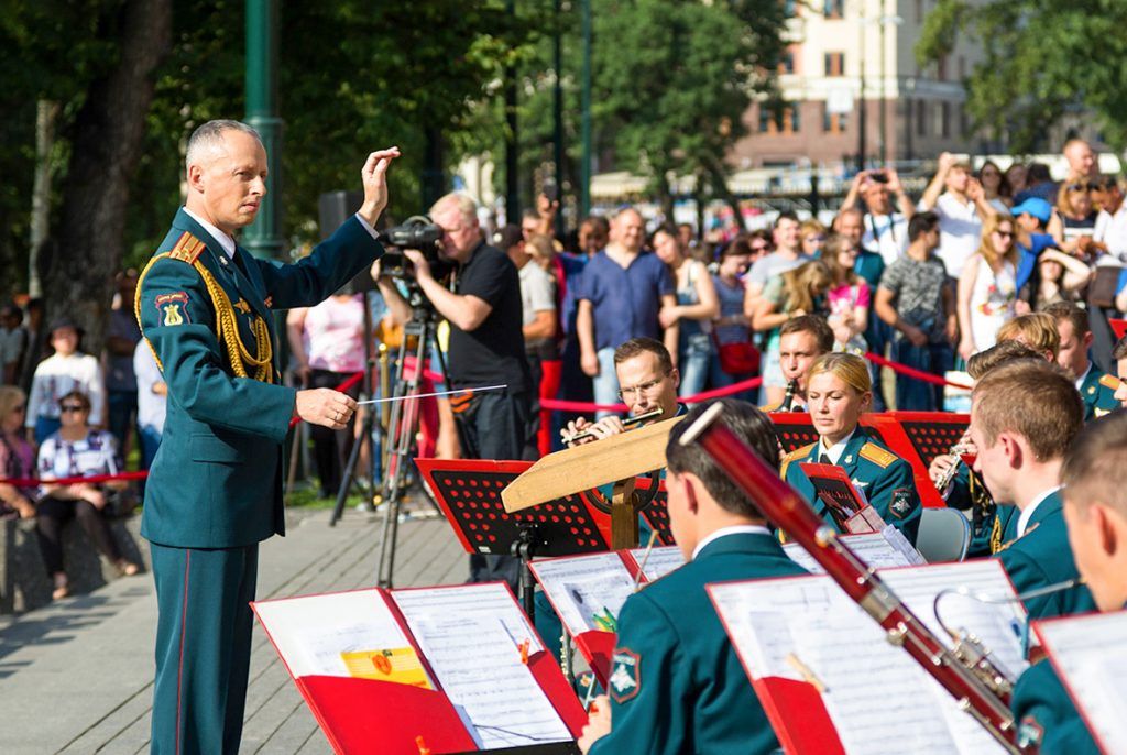 Новый сезон оркестров в парке откроют в Александровском саду. Фото: официальный сайт мэра Москвы