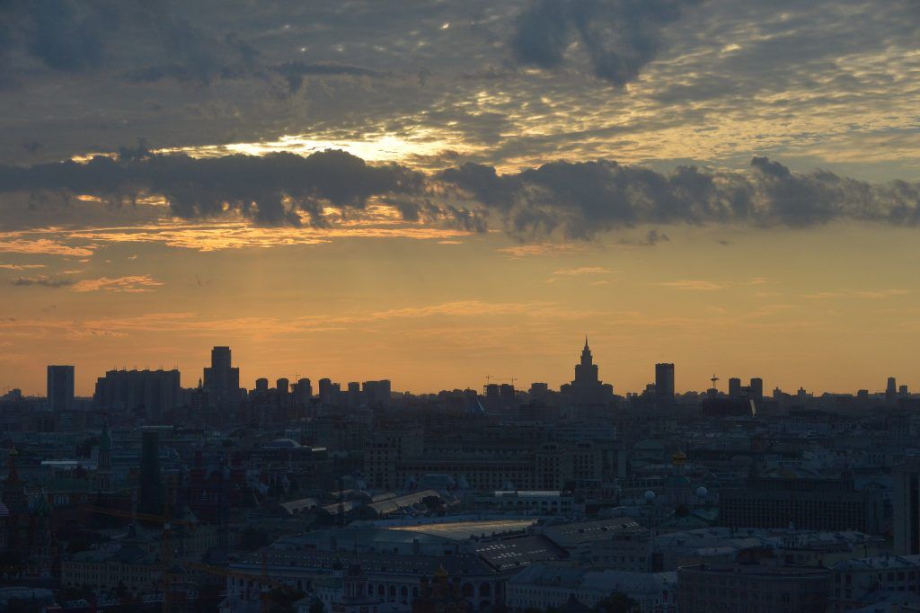 Лето начнется с нового потепления в Москве