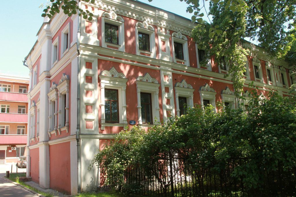 В гости к детству. Харитоньевский переулок — этот адрес, упомянутый в «Евгении Онегине», тесно связан с московской жизнью самого Пушкина.