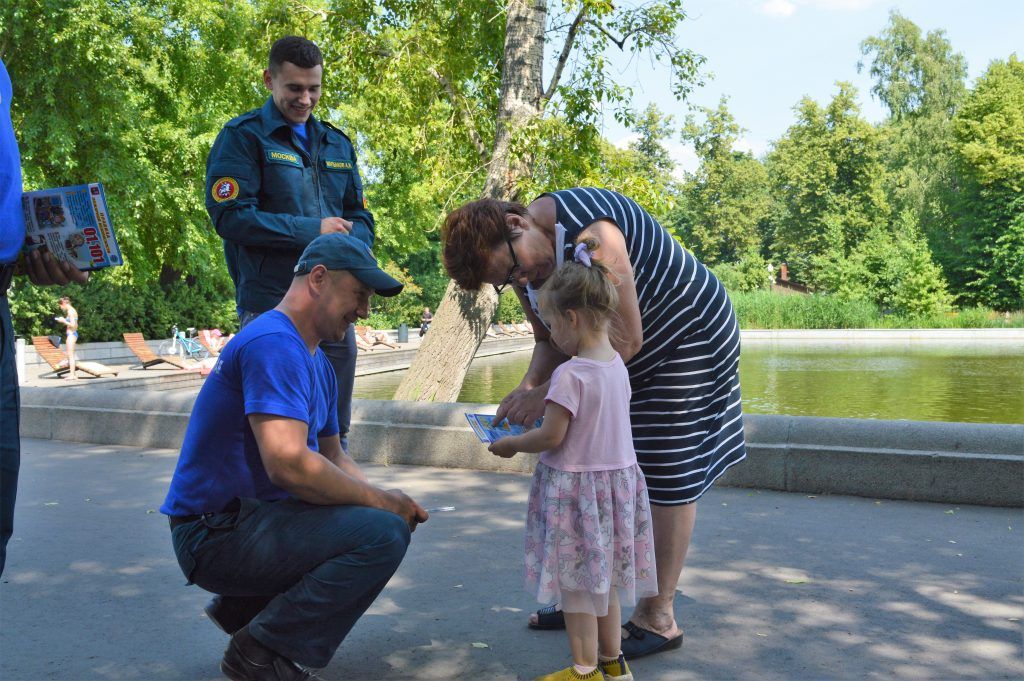 В парке Горького проходят рейды по безопасности вблизи водных объектов