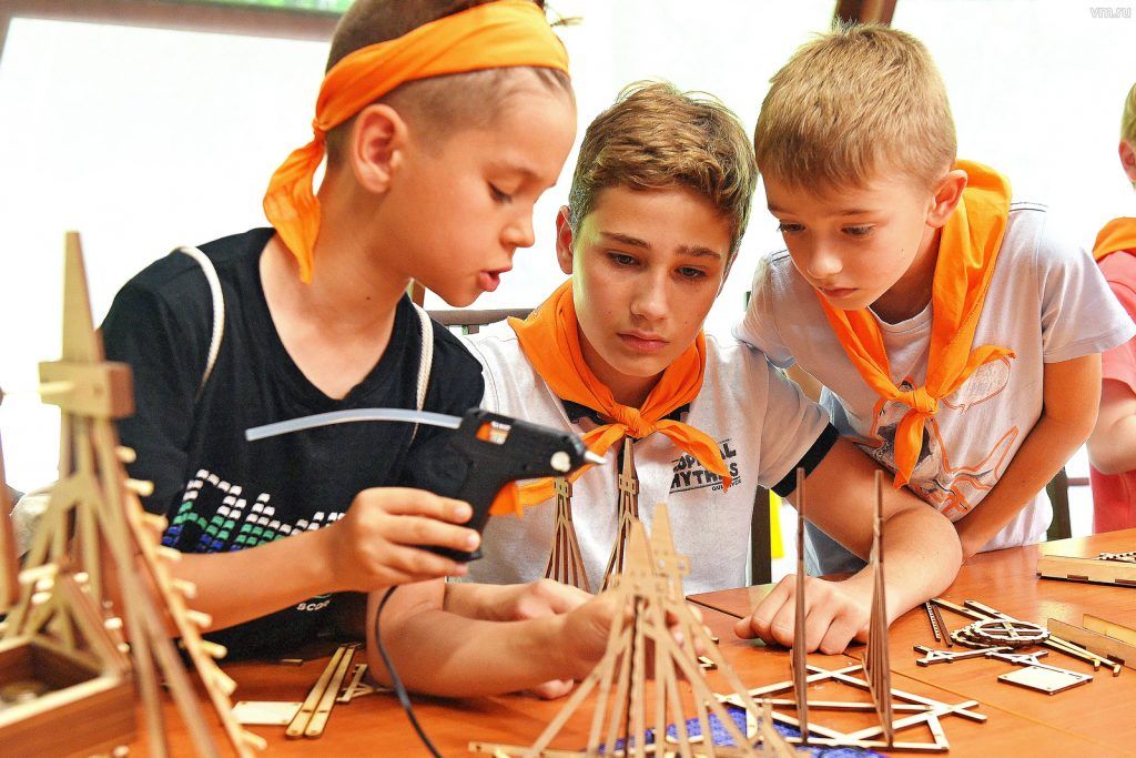 Творческие мастерские организуют для школьников в саду «Эрмитаж» и парке «Красная Пресня»