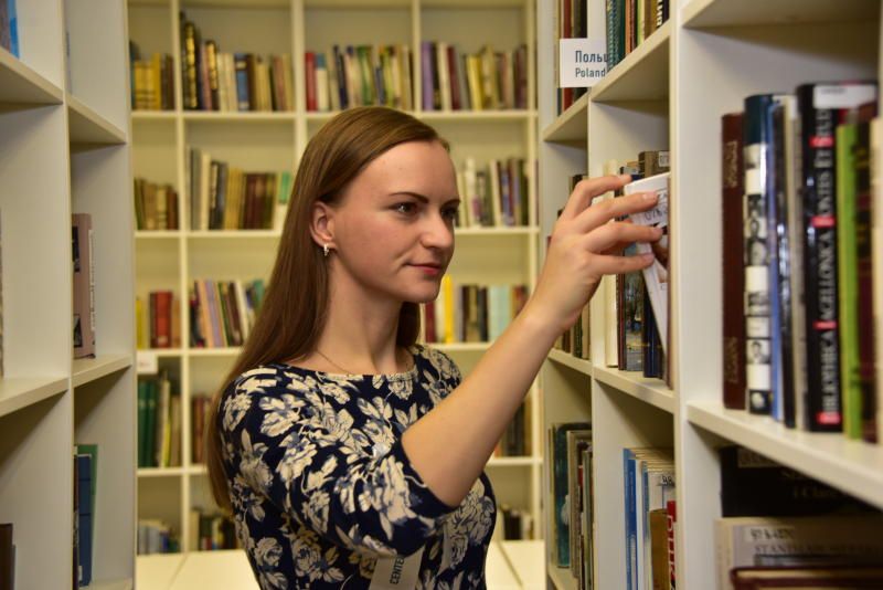 Летняя студия «Растем с книгой» завершила свою работу в Библиотеке иностранной литературы