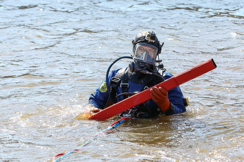 Московские спасатели проверили водоемы столицы