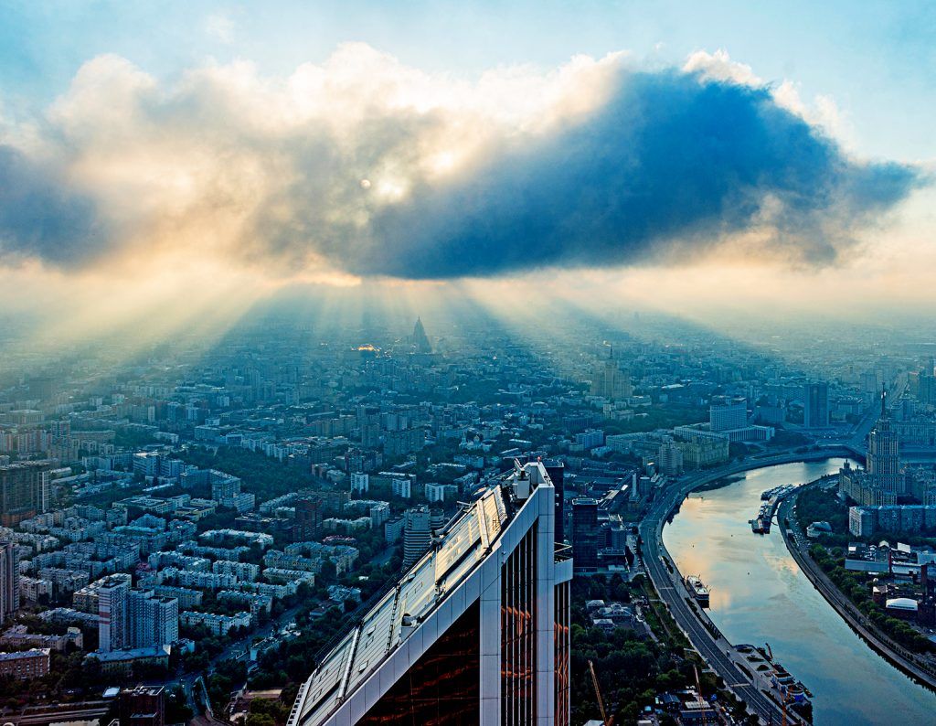 В «Москва-Сити» построят причал и дороги между небоскребами