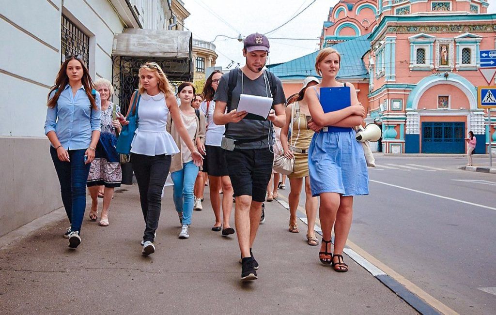 Пешеходную прогулку организуют по району Замоскворечье