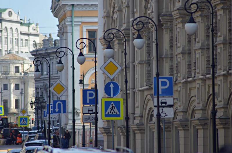 Парковочные места в Пресненском районе появятся в рамках благоустройства дворов. Фото: Анна Быкова