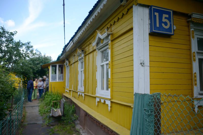 Деревянный одноэтажный дом XIX века отреставрируют в центре. Фото: Наталья Феоктистова, «Вечерняя Москва»