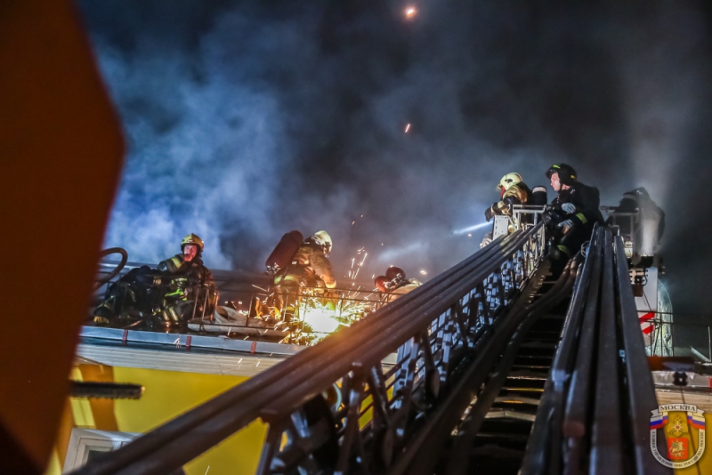 Пожарные ЦАО ликвидировали возгорание
