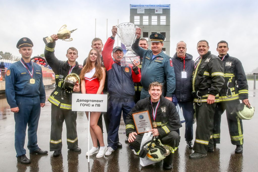Московские пожарные победили на Чемпионате по боевому развертыванию