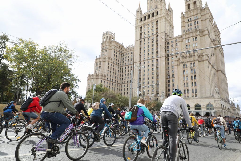 Осенний велофестиваль в Москве собрал около 30 тысяч участников