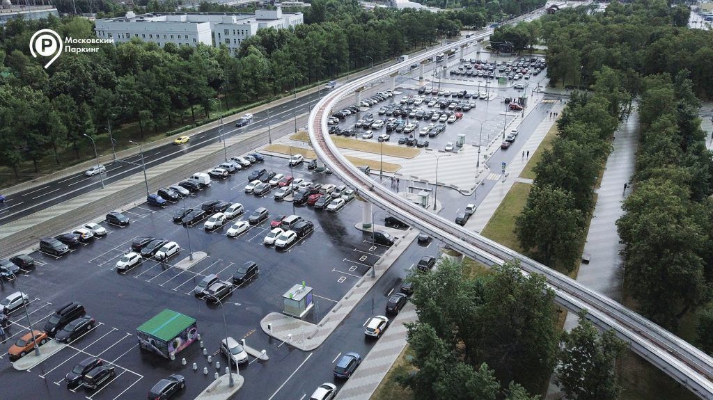 Более 600 тысяч столичных автомобилистов воспользовались перехватывающими парковками у станций метро с начала года