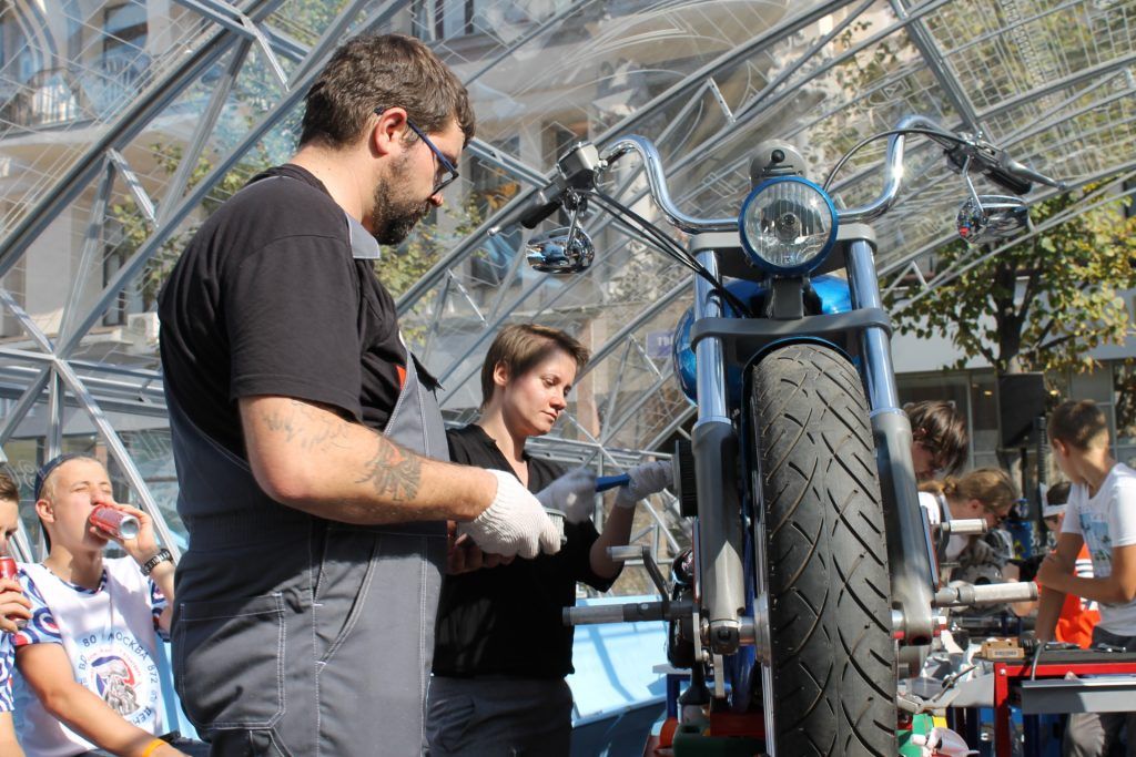 Мастер-класс по ремонту ретро мотоциклов. Фото: Дарья Бруданова
