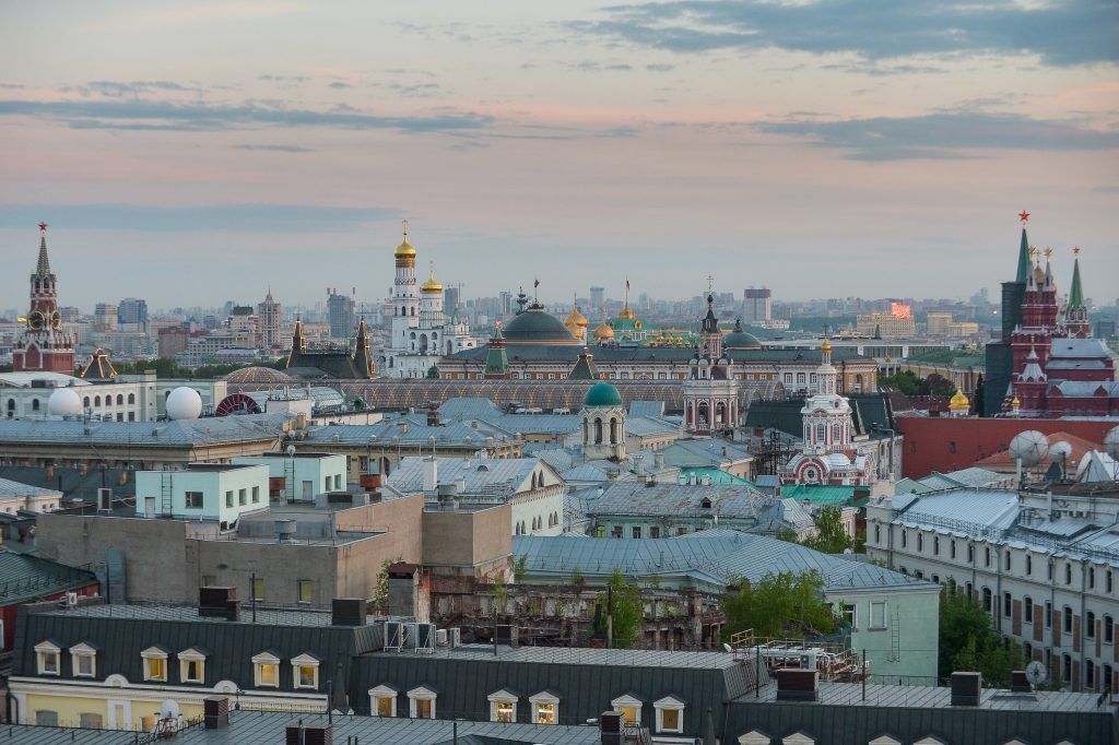 Синоптики Москвы пообещали жаркую погоду в среду