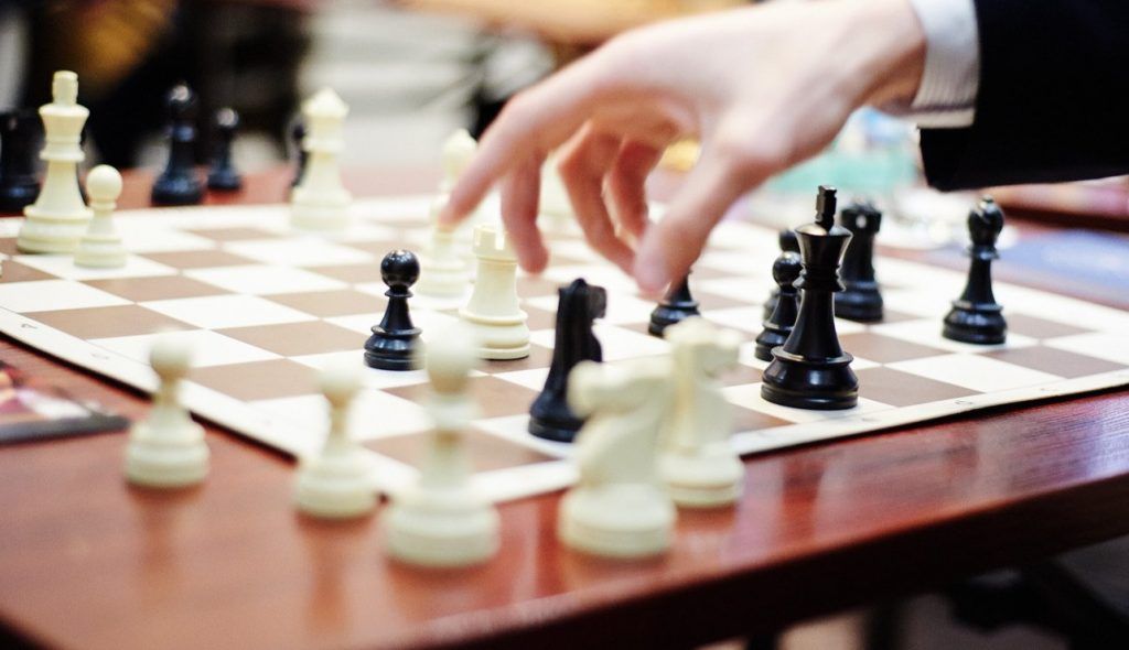 Горожане приняли участие в турнире по шахматам в районе Якиманка
