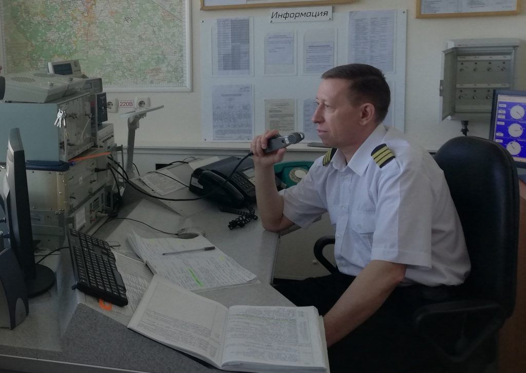 Контроль над небом: как работают авиадиспетчеры Московского авиацентра
