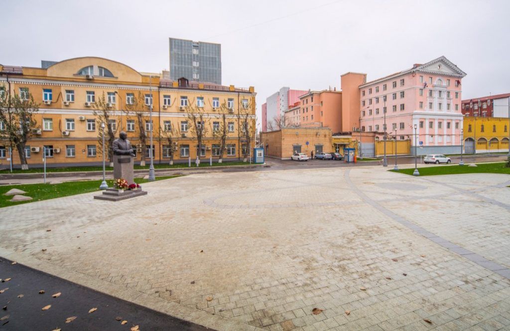 Благоустройство завершили на площади Академика Доллежаля. Фото: официальный сайт мэра Москвы