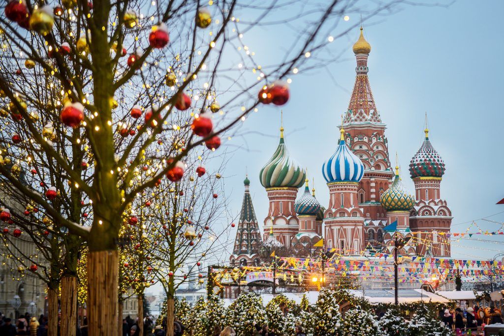 Общероссийская елка ограничит движение в центре Москвы