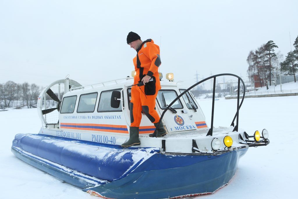 Акустическая система предупредит московских рыбаков о тонком льде