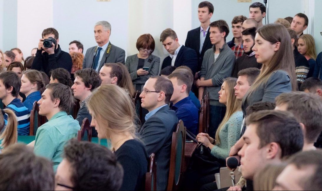 Молодые парламентарии из Центрального округа приняли участие в сьезде «Вселенная возможностей». Фото: сайт мэра Москвы