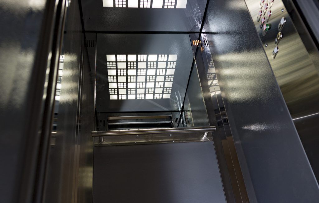 Лифты в жилых домах Центрального округа заменят в 2020 году. Фото предоставлено пресс-службой Фонда капитального ремонта