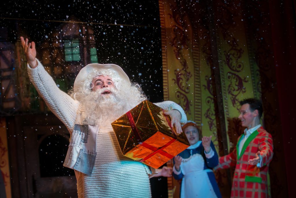 Москвичей пригласили на Рождественский фестиваль екатеринбургского театра