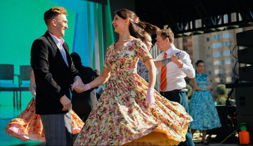 Бачата и сальса: москвичей обучат бальным танцам в Басманном районе
