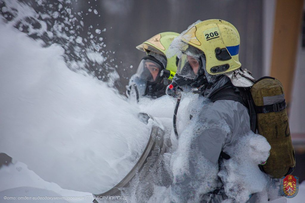 Более 200 спасенных жизней: московские пожарные подвели итоги 2019