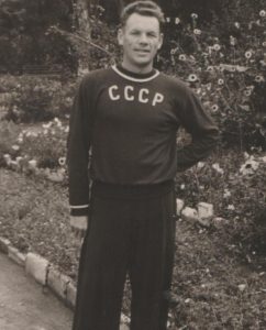 Геннадий Бухарин в составе сборной СССР. Фото предоставила Людмила Романова