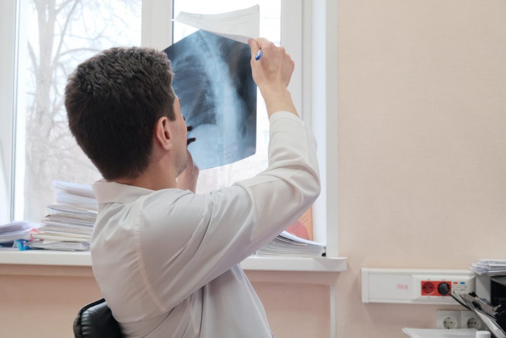 Шесть московских клиник получили лучшее оборудование для диагностики рака