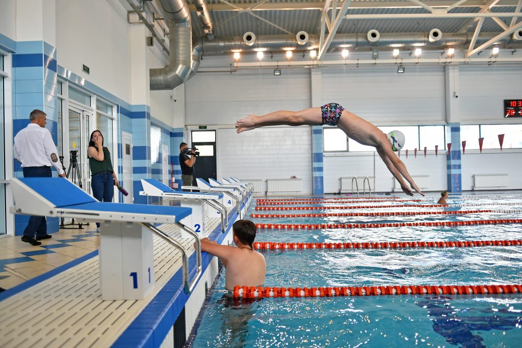 Новый физкультурный комплекс с бассейном откроют в Москве