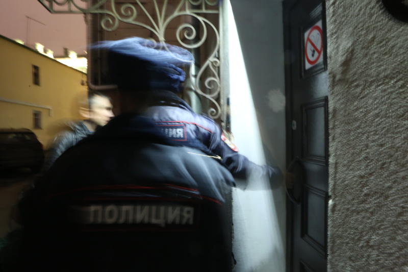 В центре Москвы полицейские задержали подозреваемого в попытке сбыта государственной награды