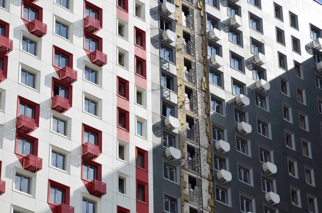 Почти 140 тысяч «квадратов» жилья построят в московской промзоне «Октябрьское поле»