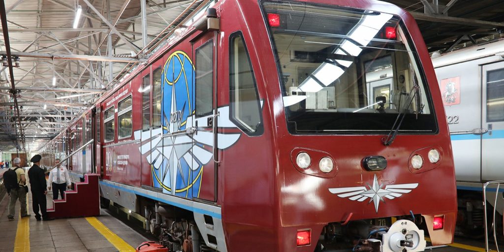 Поезд «Путь к Победе» запустили по кольцевой линии Московского метрополитена. Фото: сайт мэра Москвы