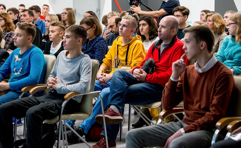 Чувство голода и сонливости: школьникам расскажут о физиологии человека в Сеченовском университете